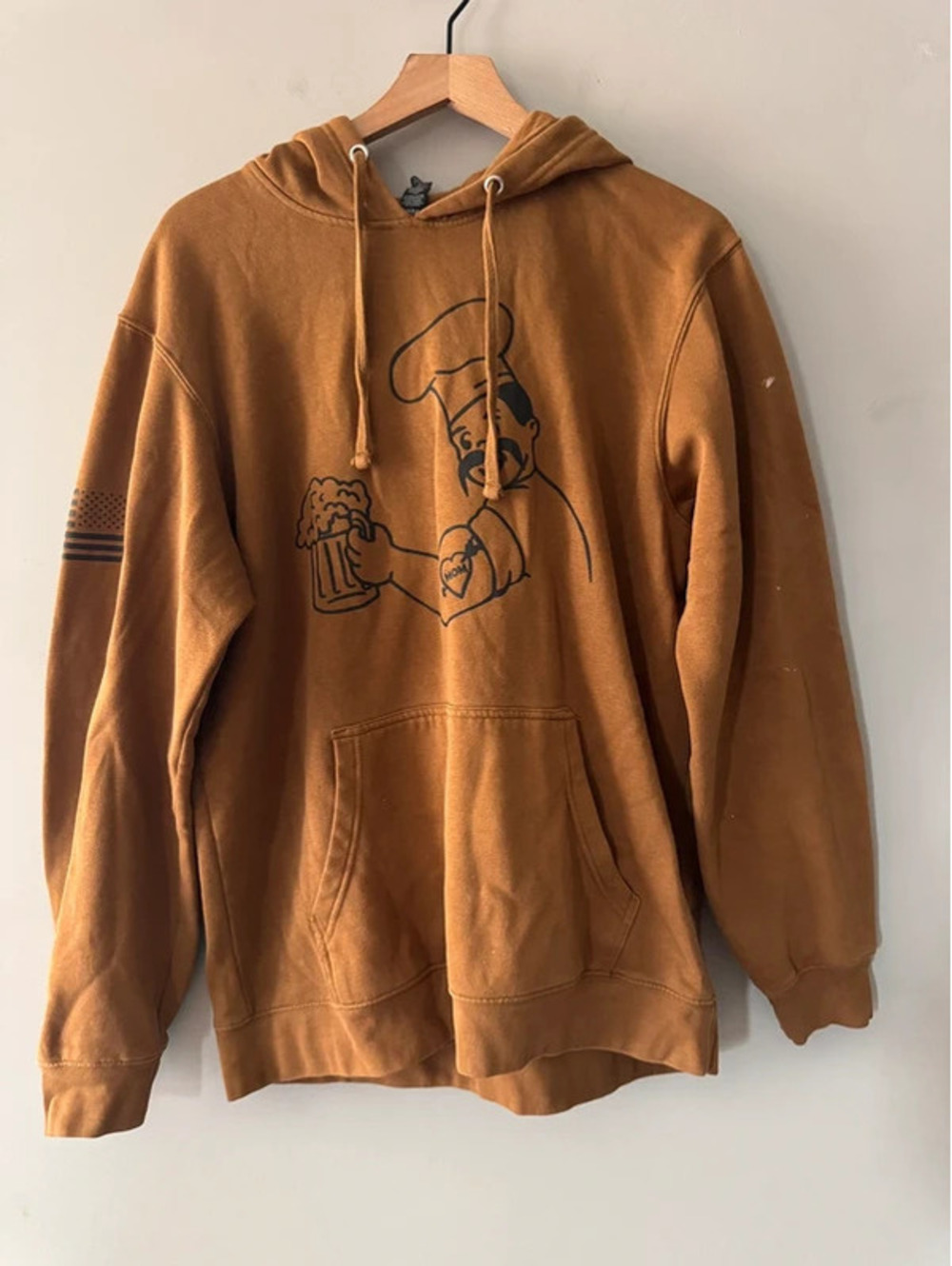 Mister Moms Bar Hoodie | L